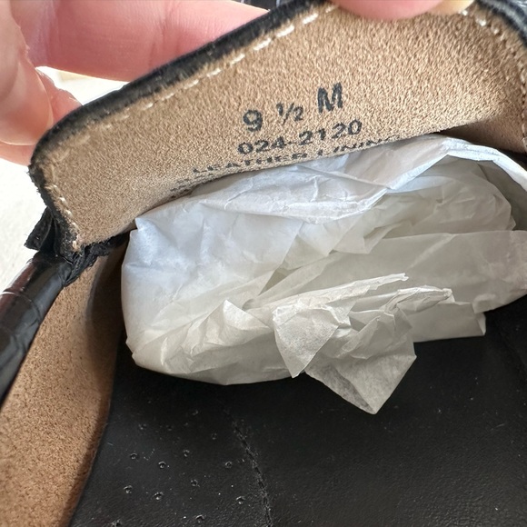 Vintage St. John’s Bay Black Cric Leather Loafers Women’s 9.5M - Picture 10 of 11